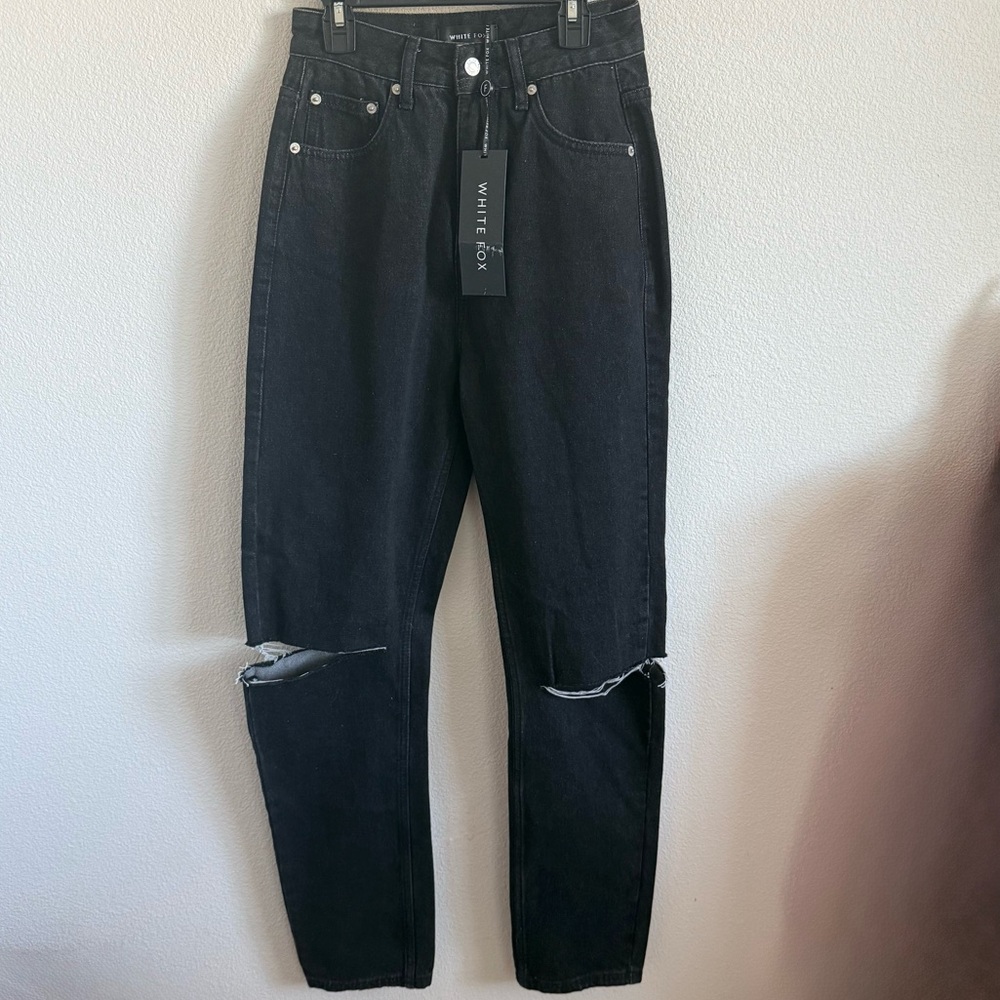 NWT White Fox Black Distressed Jeans